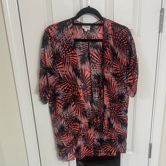 Gently Used - LulaRoe Bianka Kimono. (Kids size) - Picture 1 of 6